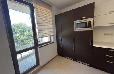 Rent of a furnished 1-room apartment in the Trakata district, Varna, Bulgaria